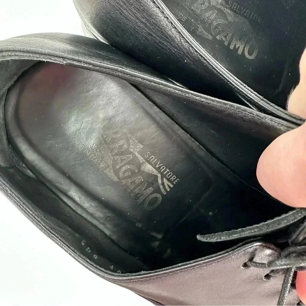 Salvatore Ferragamo mens dress shoes 10 rain lux black Italian leather cap toe